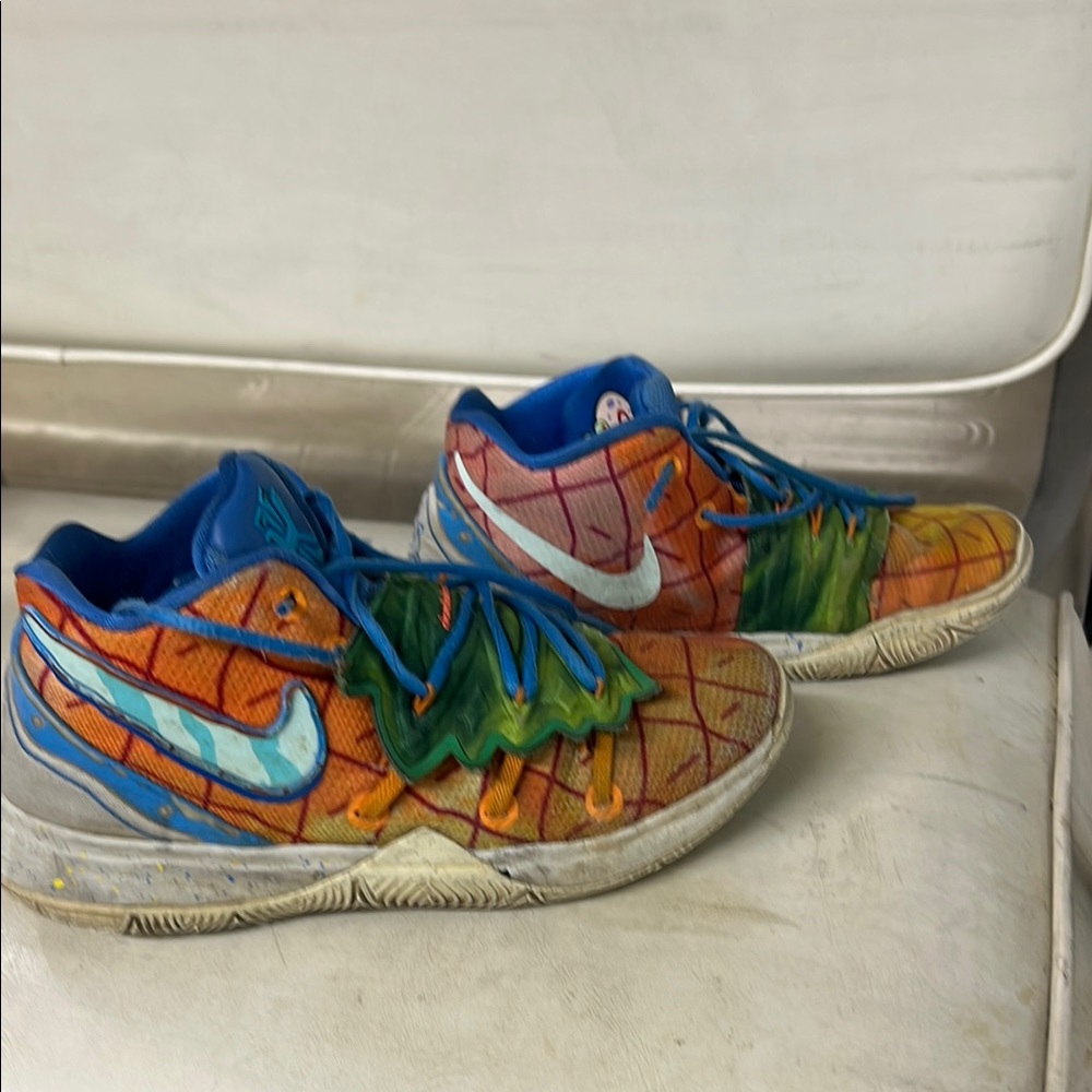 listing-status-banner